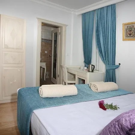 Hotel Petunya Boutique İçmeler
