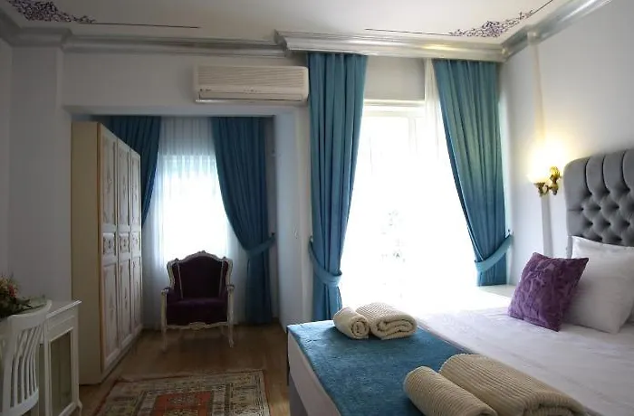 Petunya Boutique 3* 이츠멜레르