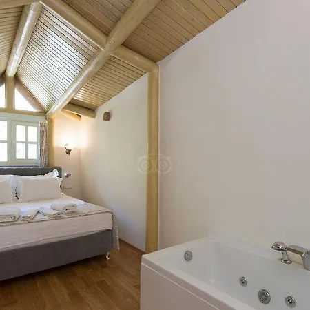 Petunya Boutique Hotel İçmeler