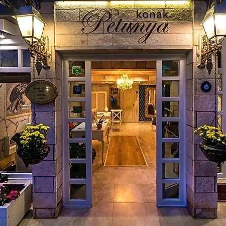 Hotel Petunya Boutique İçmeler
