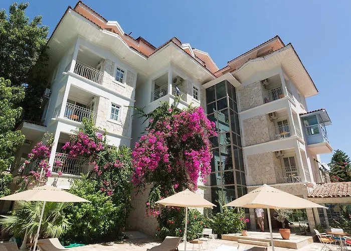 Hotel Petunya Boutique İçmeler