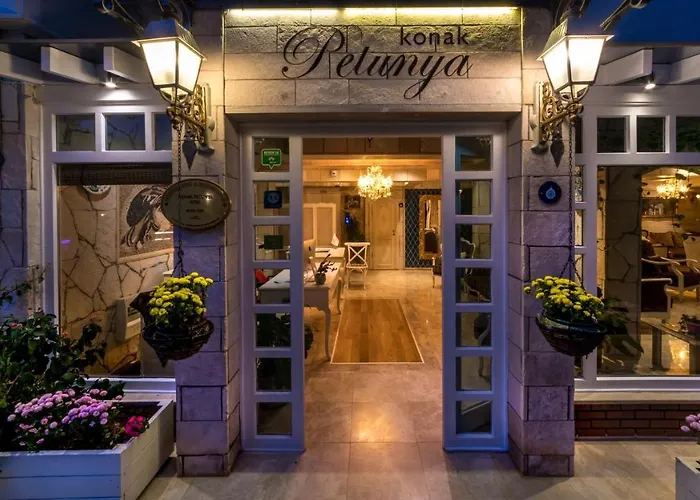 Petunya Boutique Hotel İçmeler