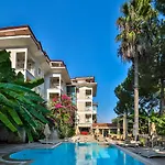 Petunya Boutique İçmeler